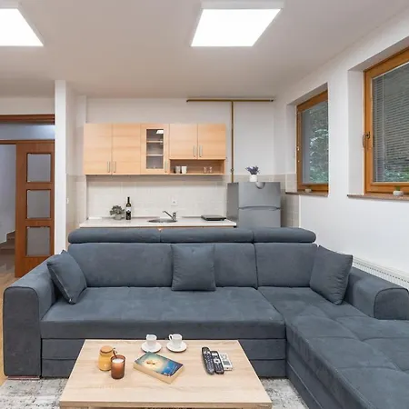 Apartman Quiet 1 Bdr Next To The Cathedral Sarajevo