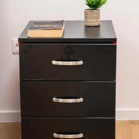 アパート Quiet 1 Bdr Next To The Cathedral *